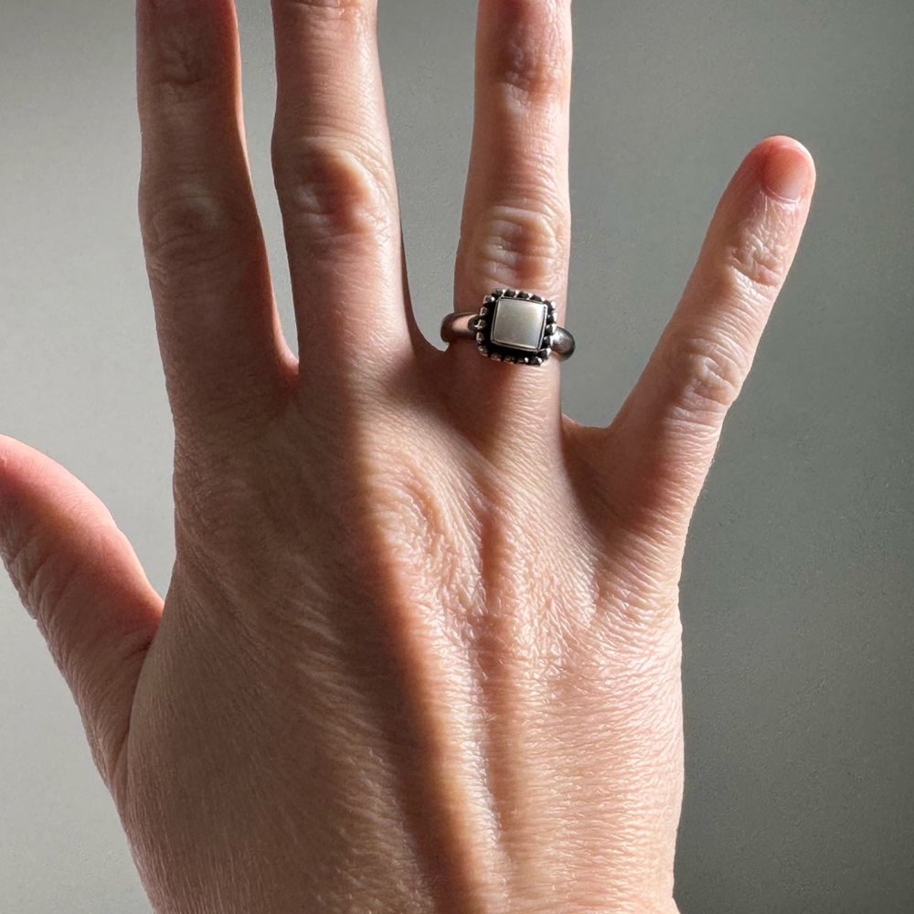 Silpada Silver Square Ring - Picture 4 of 5